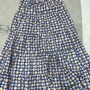 Colorful geometric tiered skirt